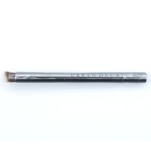 ❄️URBAN DECAY: Good Karma Shading Brush (For Eyes)